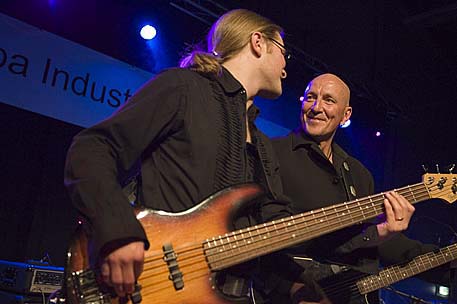 Leo Beck och basist från bandet Kick Off